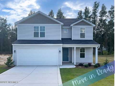 32 Pointer Way, Parkton, NC 28371