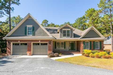 9 Scots Glen Drive, Southern Pines, NC 28387