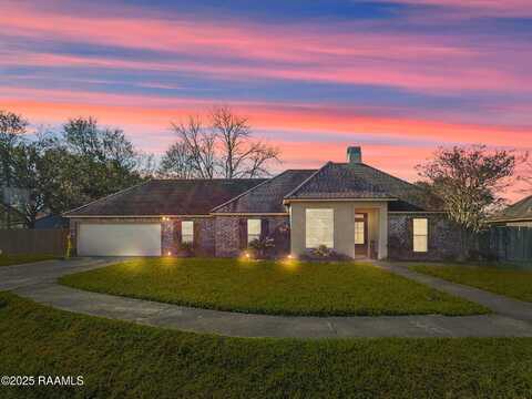 301 Magnolia Knee Drive, Carencro, LA 70520