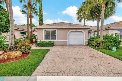 8845 NW 39th Pl, Coral Springs, FL 33065