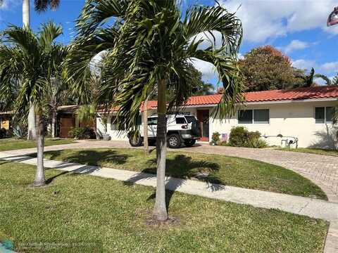 1001 SE 4th Ct, Deerfield Beach, FL 33441