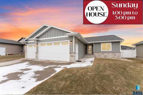 120 E Chapelwood Dr, Brandon, SD 57005