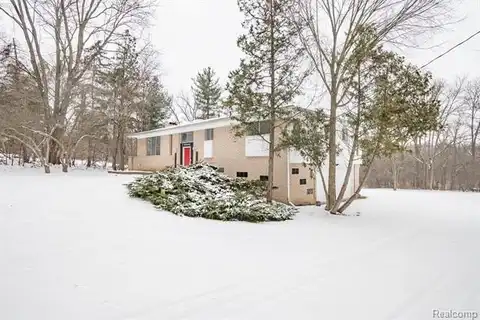 30540 N GREENBRIAR Road, Franklin, MI 48025