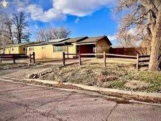 927 Oak Avenue, Canon City, CO 81212