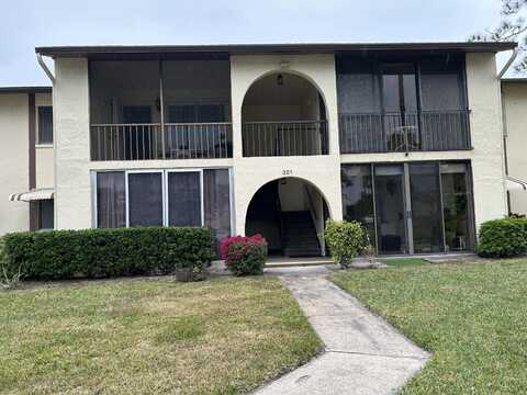 321 Knotty Pine Circle, Greenacres, FL 33463