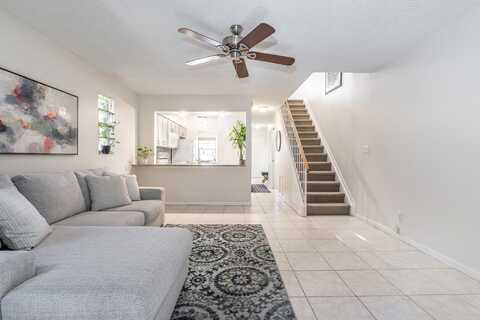 9124 NW 40th Street, Coral Springs, FL 33065