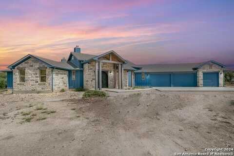 1337 Axis Circle, Fredericksburg, TX 78624