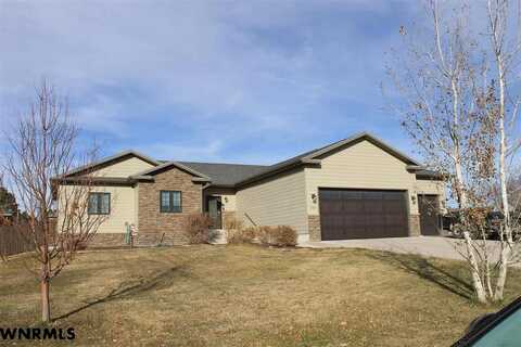 2013 33RD STREET, Scottsluff, NE 69361