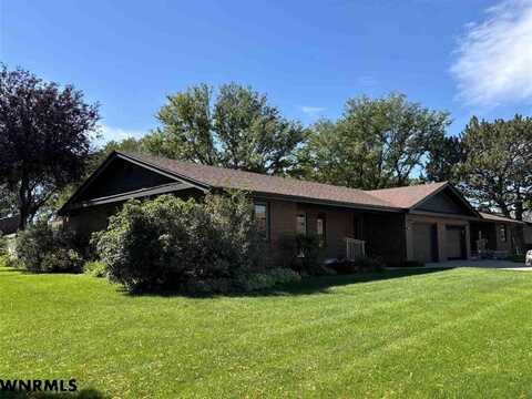 402 LINCOLN COURT, Scottsbluff, NE 69361