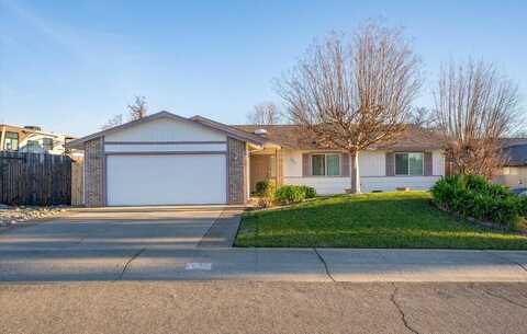 927 Partridge Drive, Redding, CA 96003