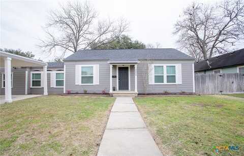 2206 N Liberty Street, Victoria, TX 77901