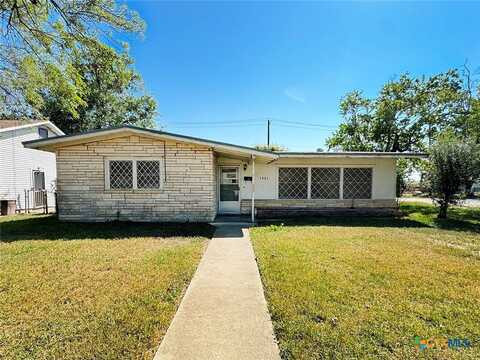 1901 E Guadalupe Street, Victoria, TX 77901