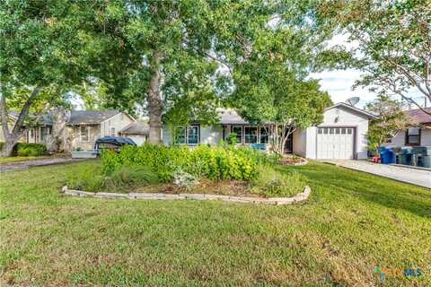 1220 Lee Street, New Braunfels, TX 78130