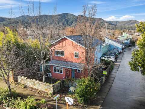 1288 Calypso Court, Ashland, OR 97520