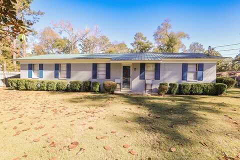 109 Thompson Street, Bainbridge, GA 39819