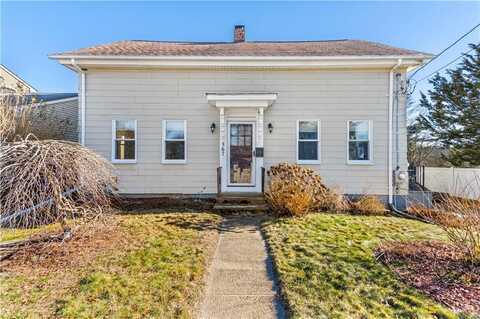 567 Providence Street, Warwick, RI 02886