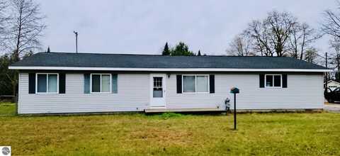 1002 Mayberry Street, Oscoda, MI 48750