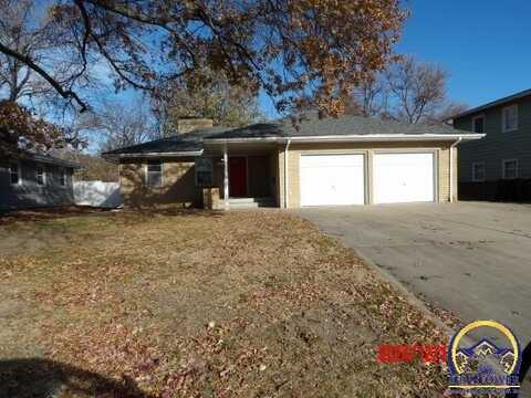 5032 SW 17th TER, Topeka, KS 66604