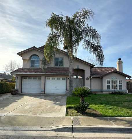 445 Quail Run Drive, Dinuba, CA 93618