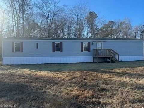 538 Avenue K, Lexington, NC 27292