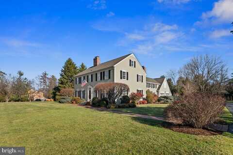 10 E ACRES DRIVE, PENNINGTON, NJ 08534