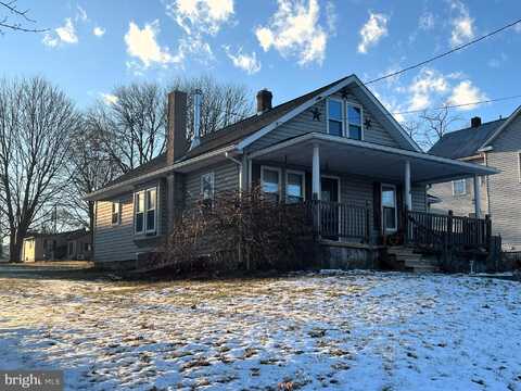 114 S LOCKE AVE, YEAGERTOWN, PA 17099