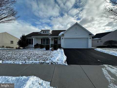 758 HEATHER RIDGE, MANHEIM, PA 17545