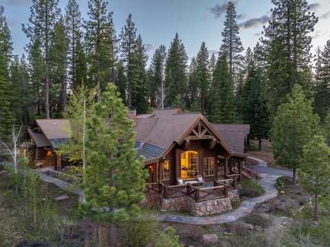 7160 Lahontan Drive, Truckee, CA 96161