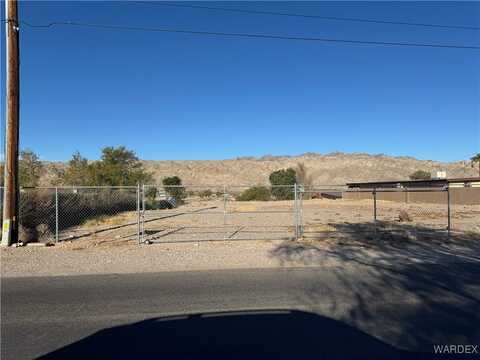 317 Riverfront Drive, Bullhead City, AZ 86442