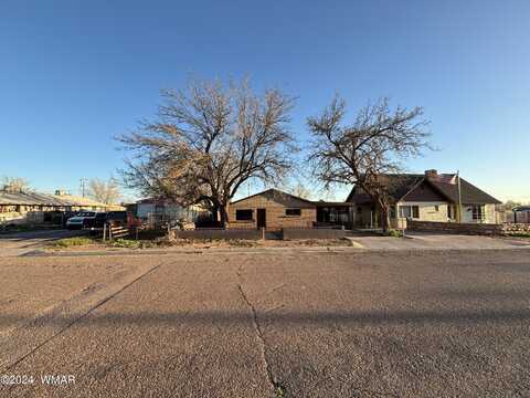 135 W Iowa Street, Holbrook, AZ 86025