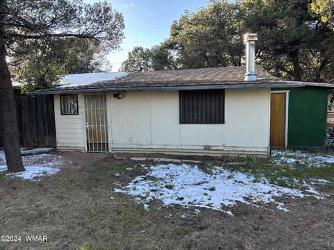 3318 Little Pine Drive, Overgaard, AZ 85928