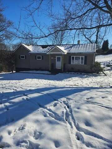 2518 Hampton Ave, Hampden Township, PA 15101