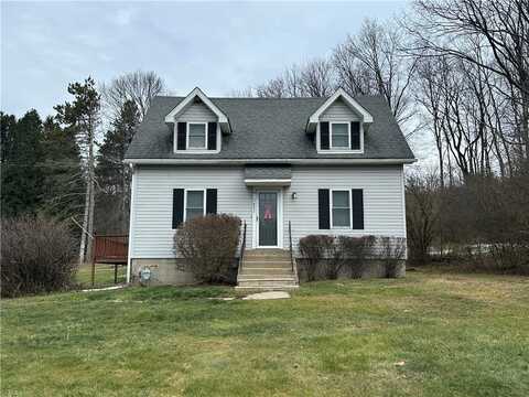 1431 Hooker Rd, Franklin, PA 16041