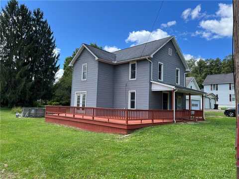 400 W Prairie St, Harrisville, PA 16038