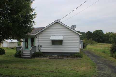 5077 Purchase Line Rd, Commodore, PA 15729