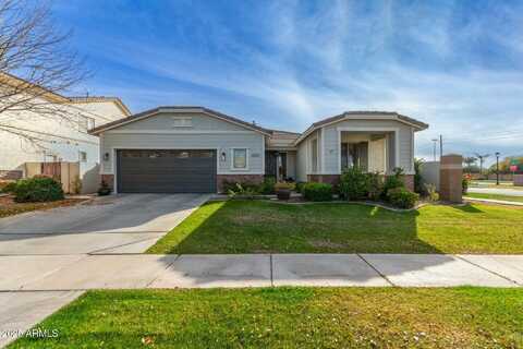 4033 E BRUCE Avenue, Gilbert, AZ 85234