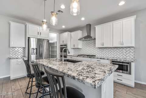 19698 W PINCHOT Drive, Buckeye, AZ 85396
