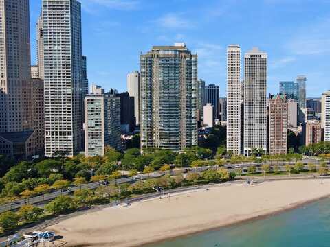 1040 N. Lake Shore Drive, Chicago, IL 60611