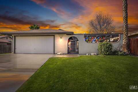 3008 Hidden Oak Drive, Bakersfield, CA 93306