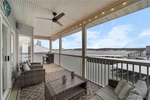 418 Regatta Bay Drive, Lake Ozark, MO 65049