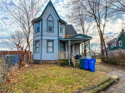 32 Concord Street, Rochester, NY 14605