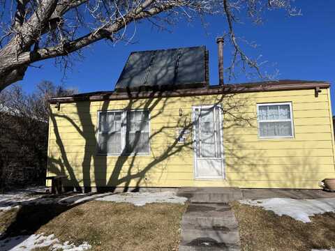 614 E 3RD ST, Cheyenne, WY 82007