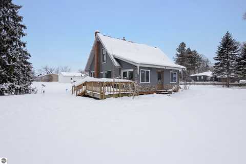 16745 FOURTH STREET, COPEMISH, MI 49625