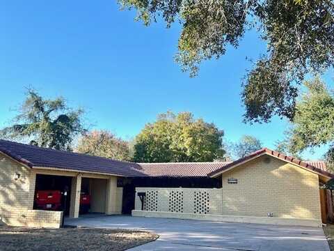 1617 Rose Drive, Alice, TX 78332