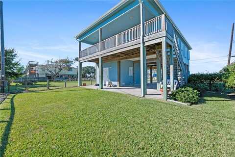 1304 Church Street, Rockport, TX 78382