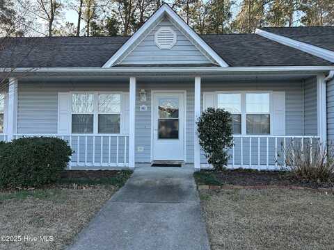 602 Courtyard West W, Newport, NC 28570