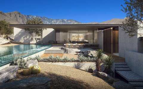 2215 Winter Sun Drive, Palm Springs, CA 92262