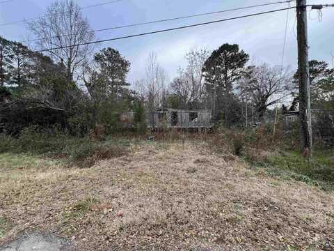 309 Little Farm Lane, Kathleen, GA 31047