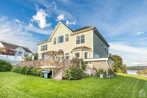 67 Latham Circle, Saugerties, NY 12477