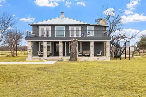 2485 Old San Antonio Rd, Fredericksburg, TX 78624